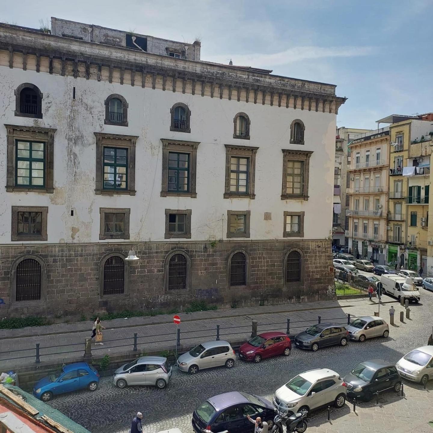 Tinellari Rooms Napels Buitenkant foto